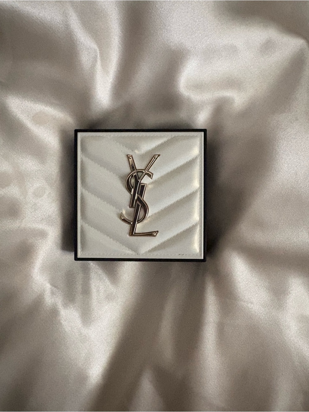 🎉YSL All Hours Hyper Luminize Highlighter – 03 Rosy Sand – New